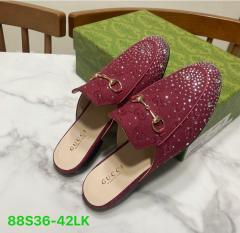 Slippers (36-42)