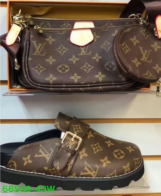 Slippers and purse (36-43)