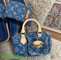 Slippers and purse (36-43)