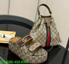 Purses and slippers (36-42)