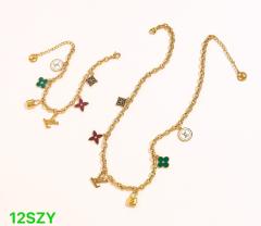 Bracelet and necklace set
