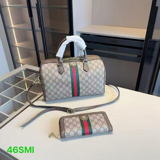 Purse and wallet set