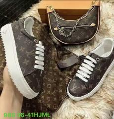 Purses and snShoes (36-41)