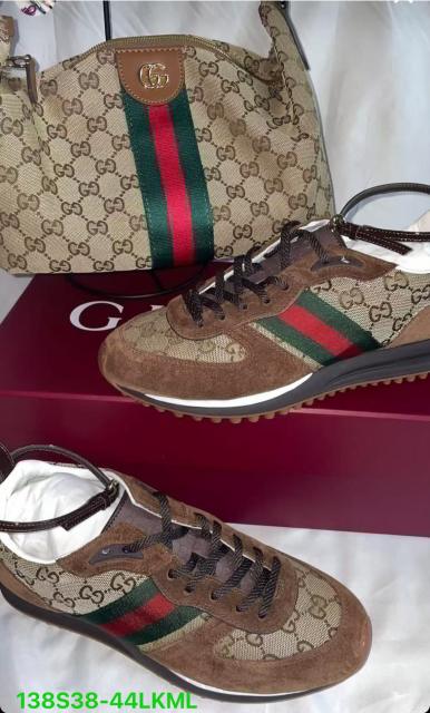 Purses and sneakers (38-44)