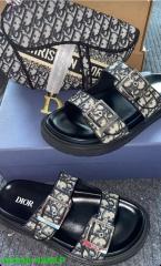 Purses and slippers (38-44)