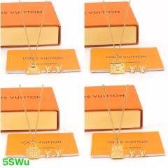 Necklaces and earrings set
