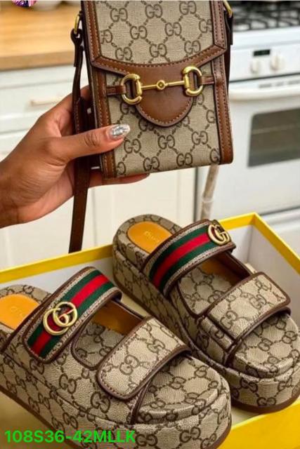 Purse and slippers (36-42)
