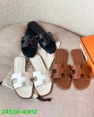 Slippers (36-43)