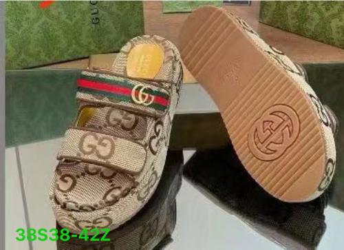 Slippers (36-42)
