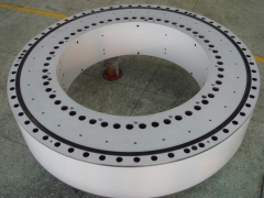 Triple-row roller main bearing