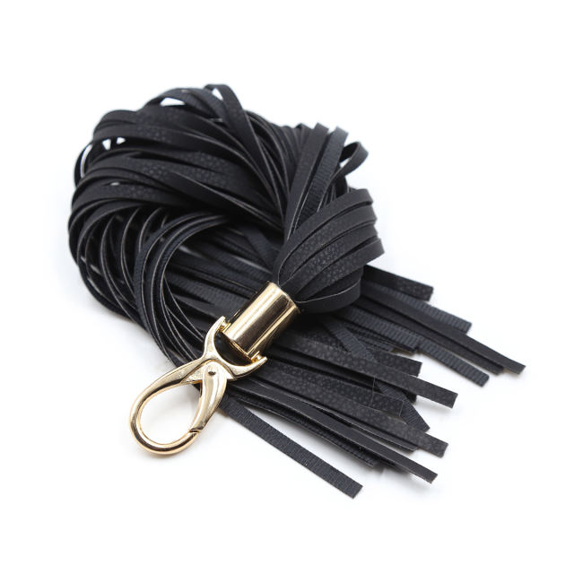 Spanking PU Mini Flogger Bondage Whip With Handle Slave Sex Toys For Couples 