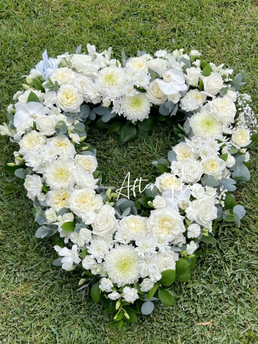Funeral Wreath in heart shape
