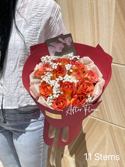 Coffee Break Roses+baby's breath