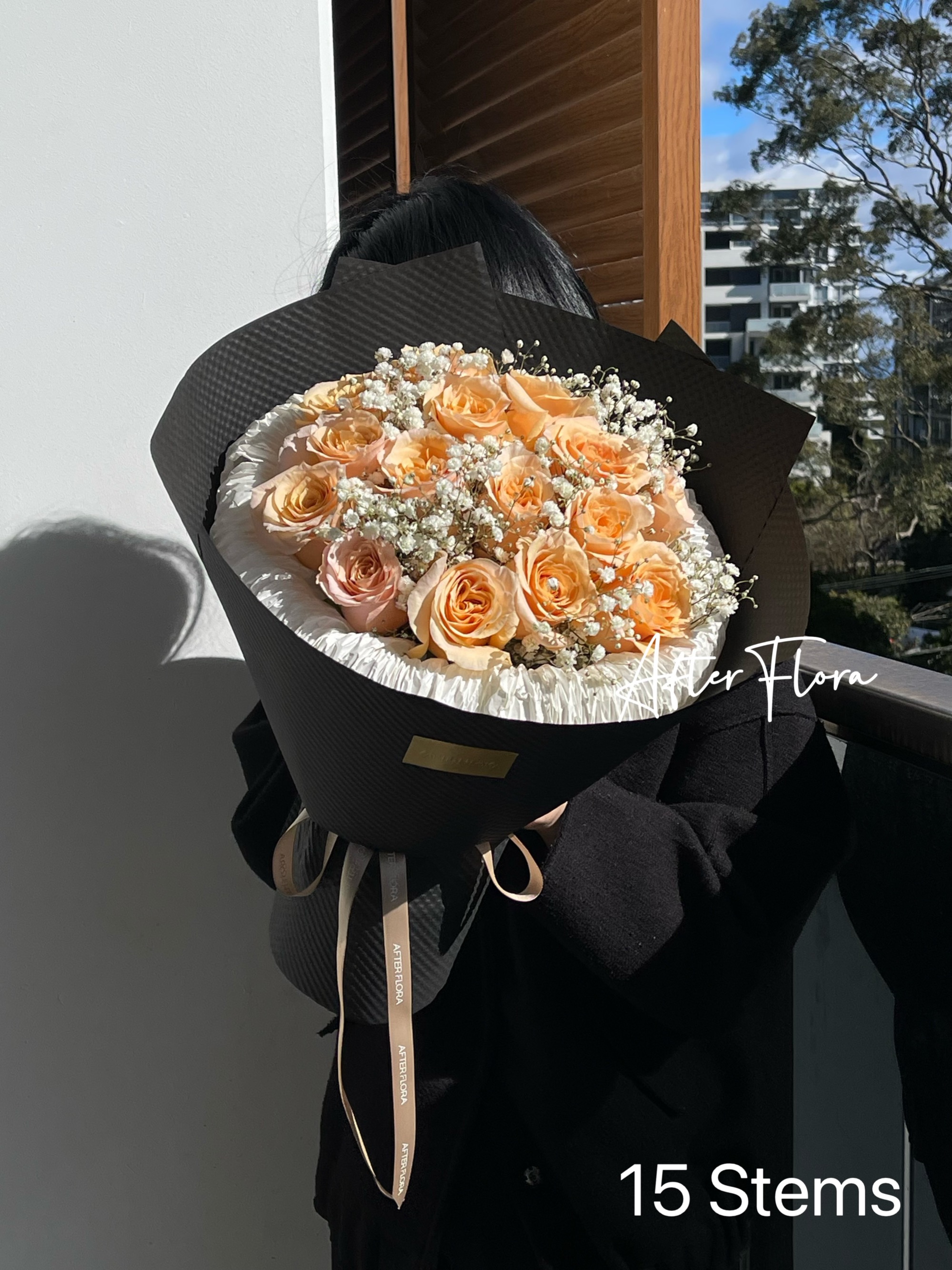 Peach Roses + baby's breath