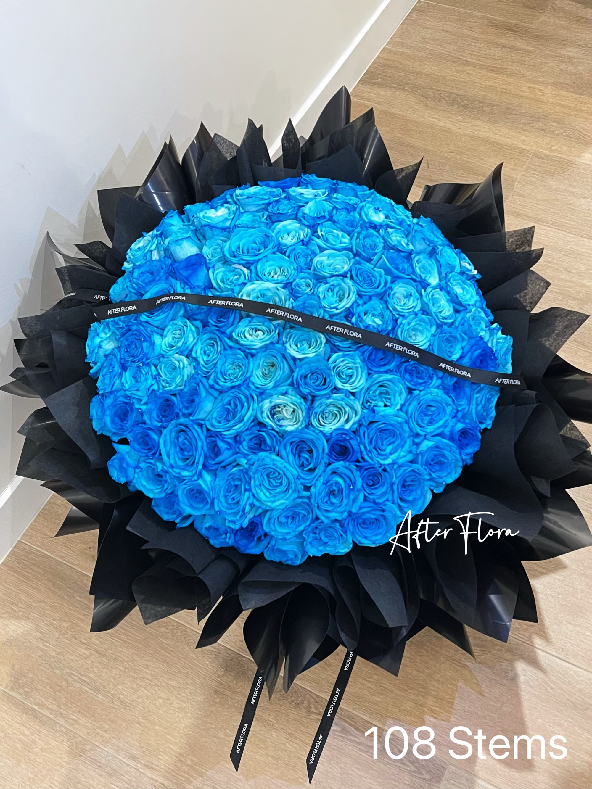 Azure Blue Roses (fancy wrapping)