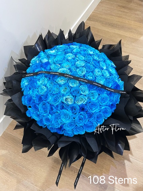 Azure Blue Roses (fancy wrapping)