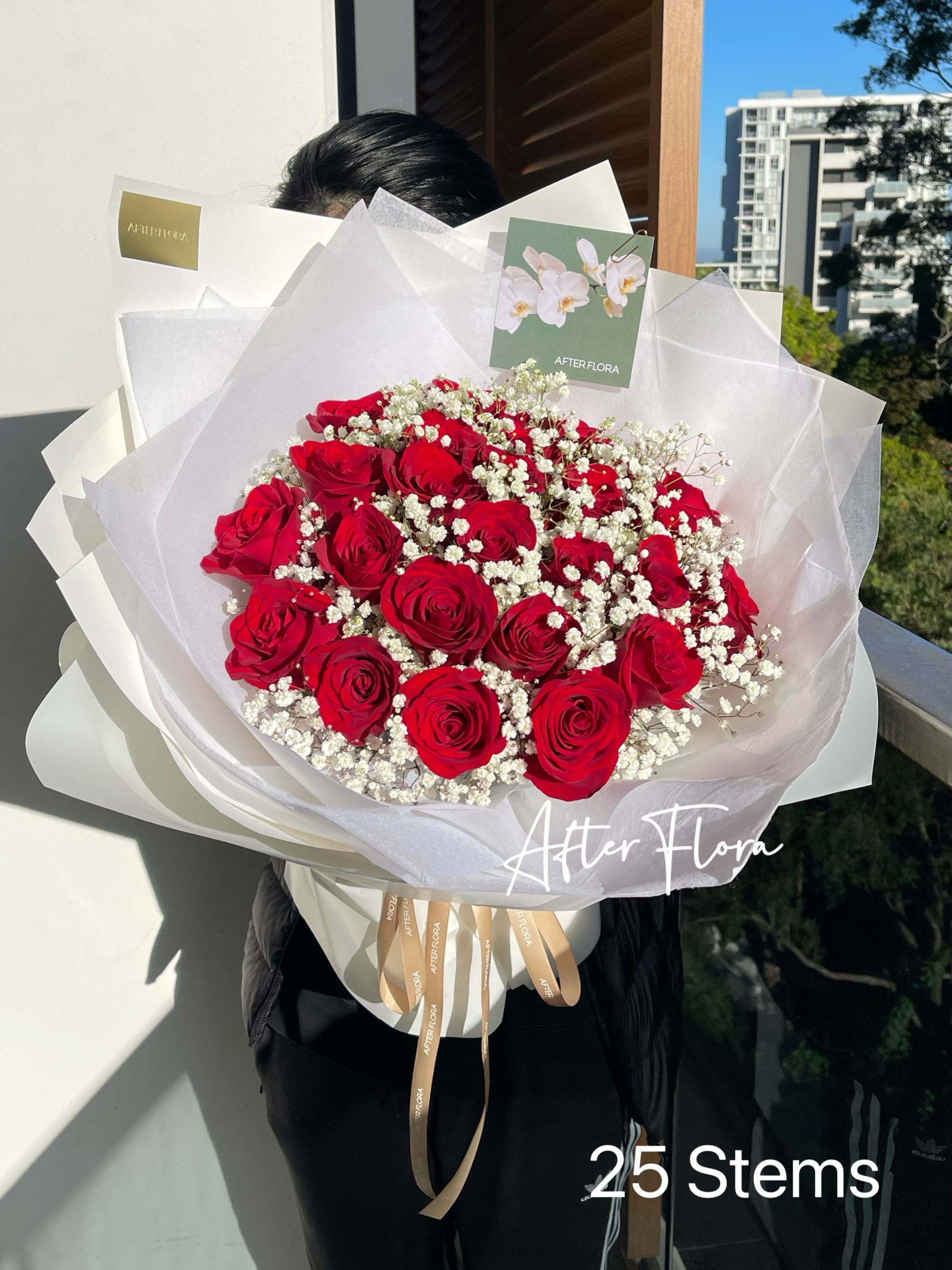 Red Roses+baby's breath
