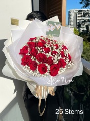Red Roses+baby's breath