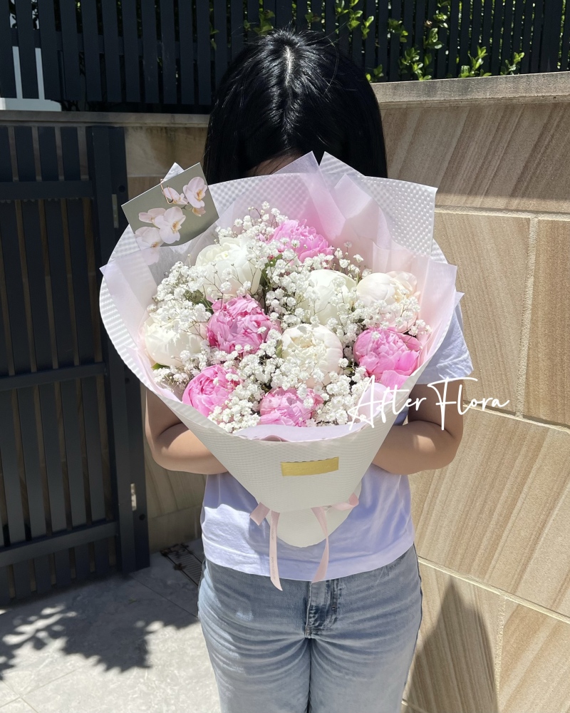 Peony + Baby's breat
