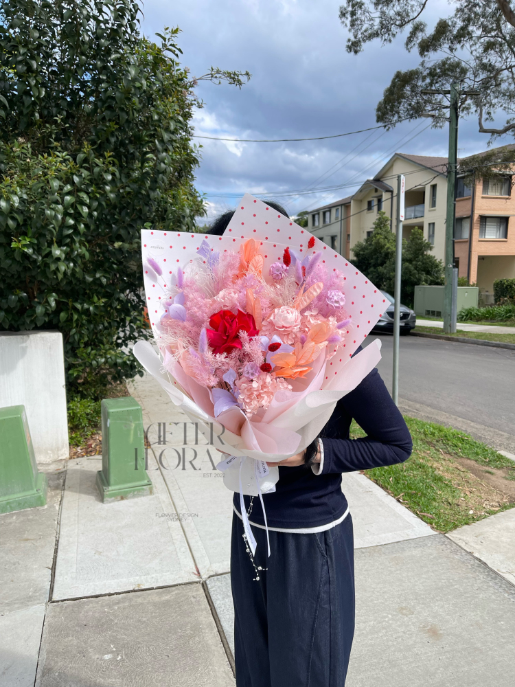 Everblush (Preserved flowers)