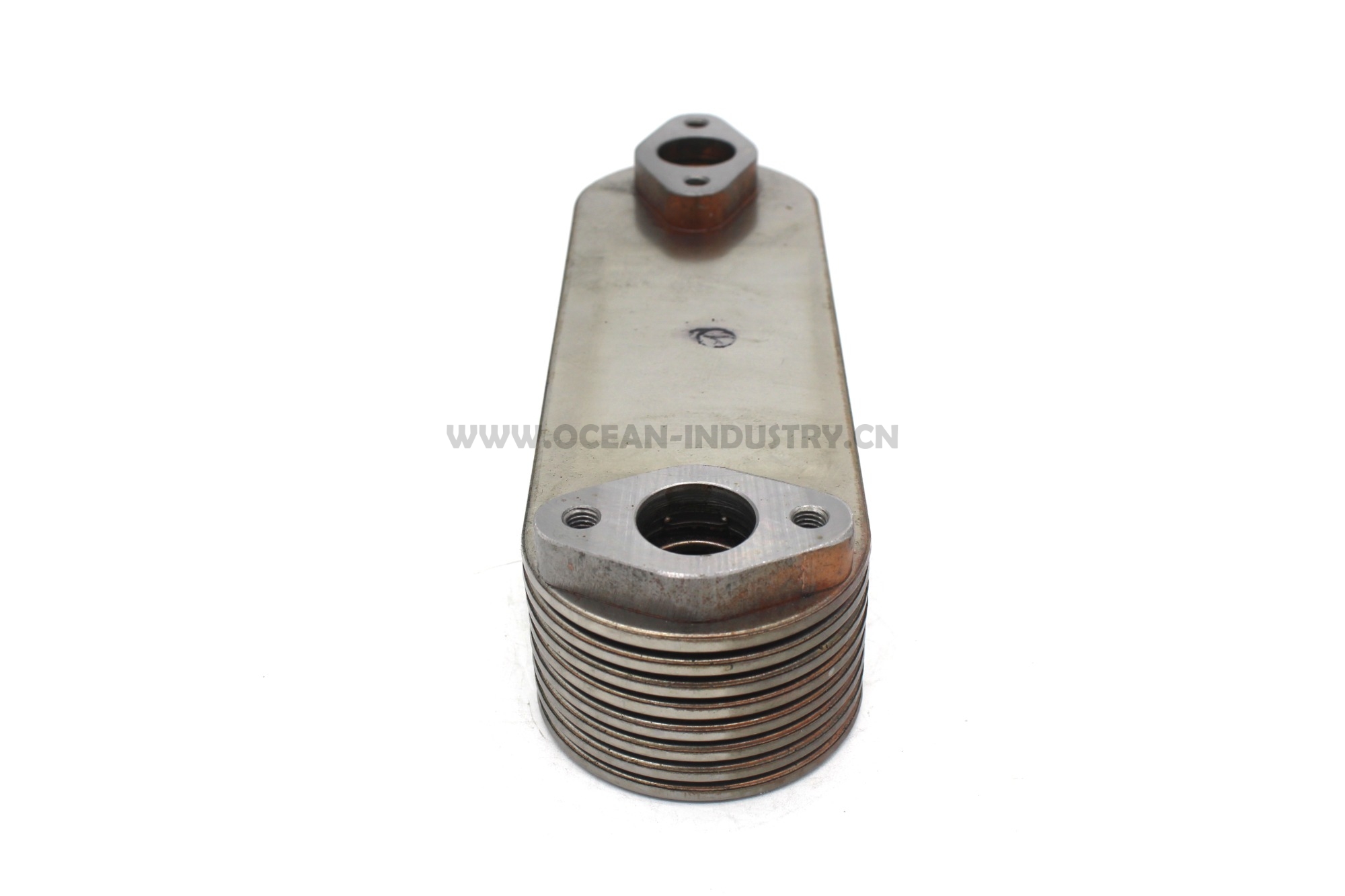 65.05606-5020 Engine oil cooler for D1146/DE08T