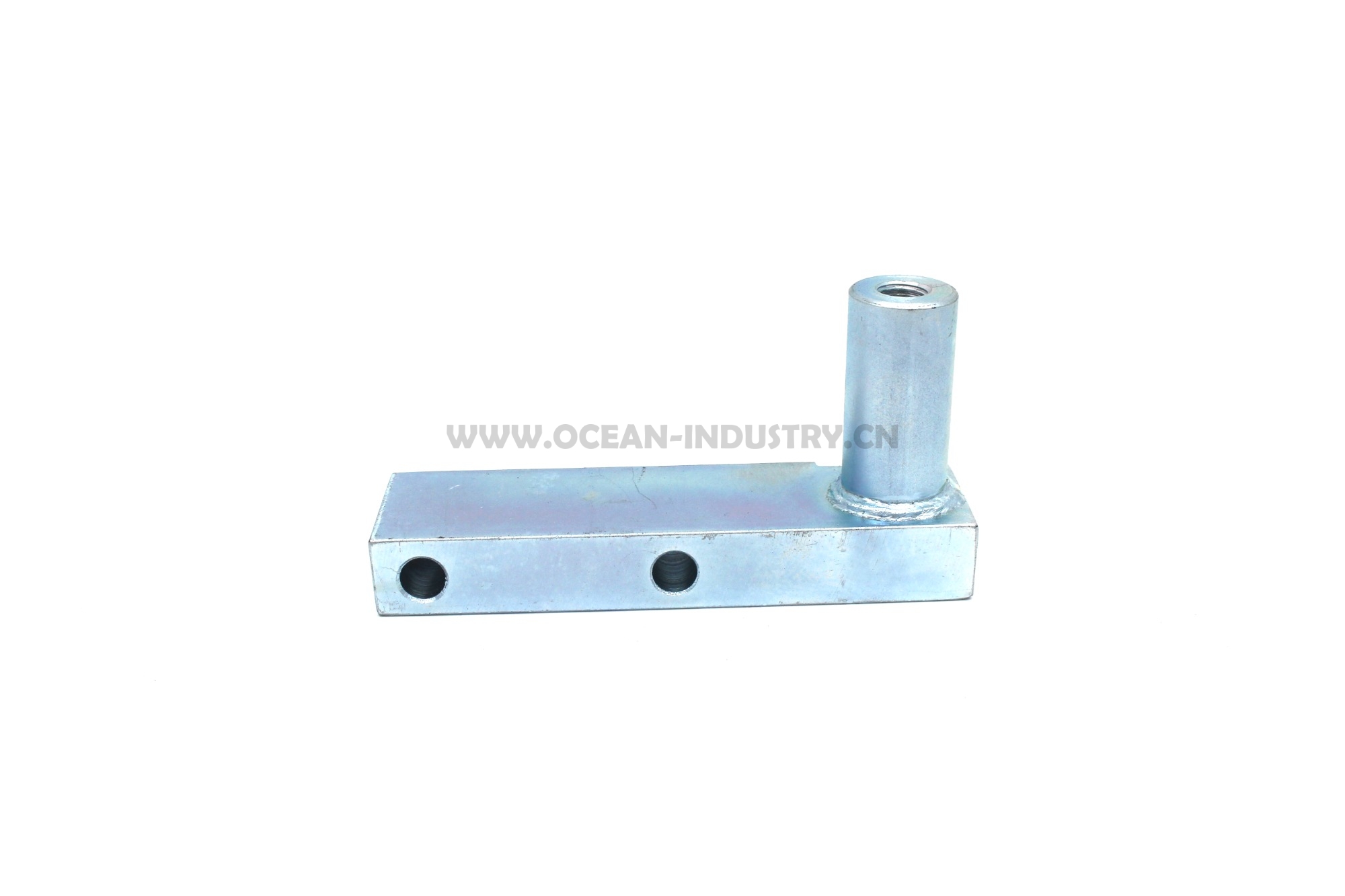 65.19103-5040 Alternator support for D1146/DE08T