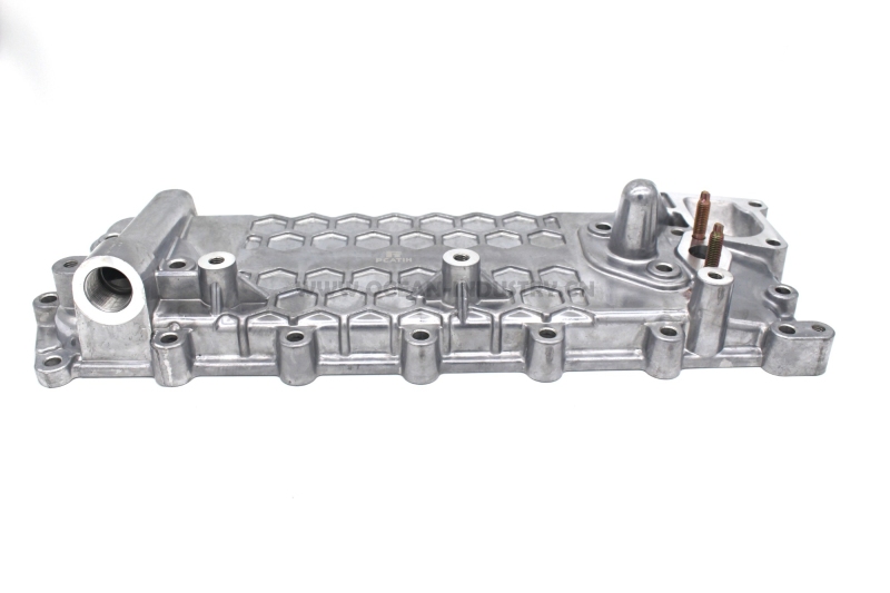 4HK1 Oil cooler cover