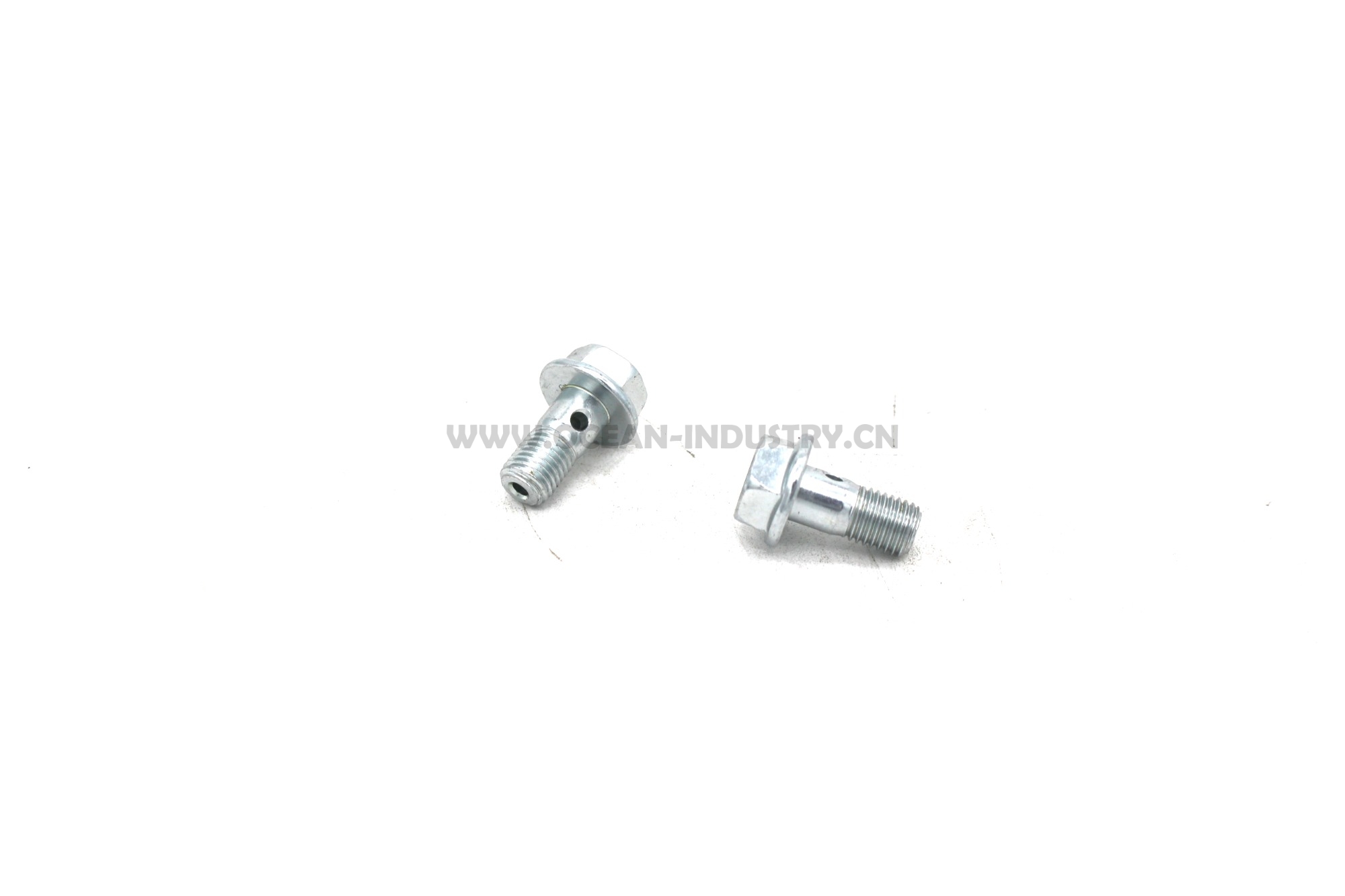 J05E/J08E Fuel pipe bolts-short