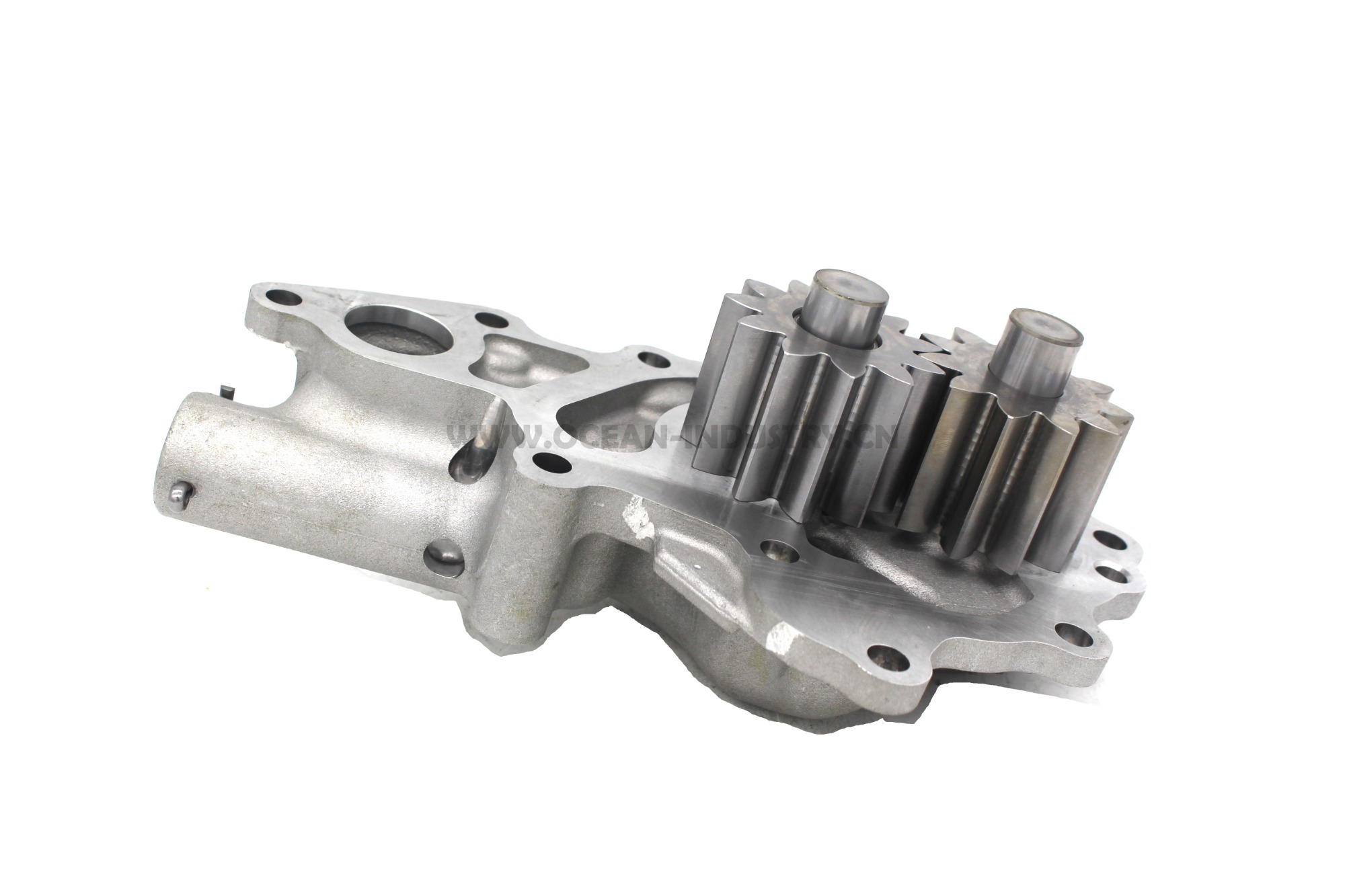 J08E Engine oil pump