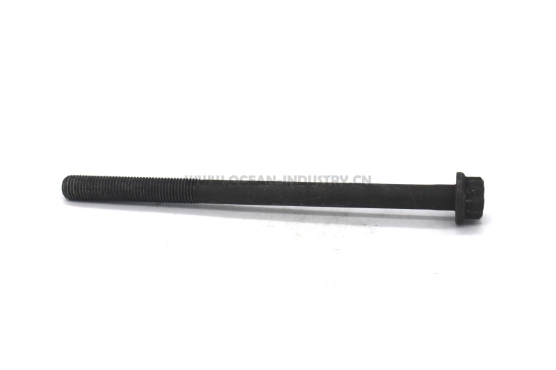 J05E Cylinder head bolt-long