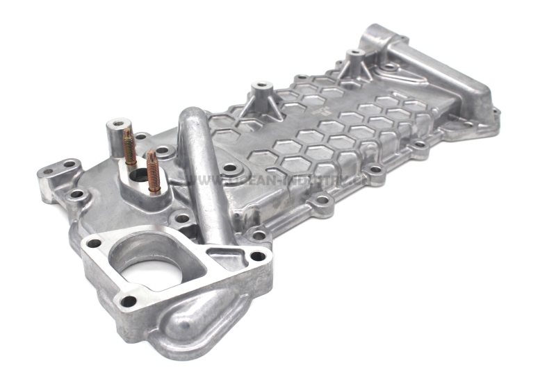 4HK1 Oil cooler cover