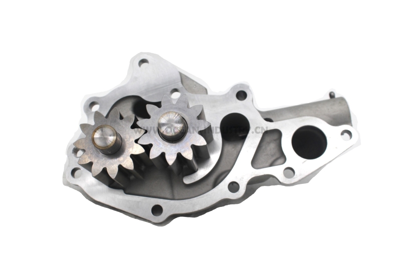 J08E Engine oil pump