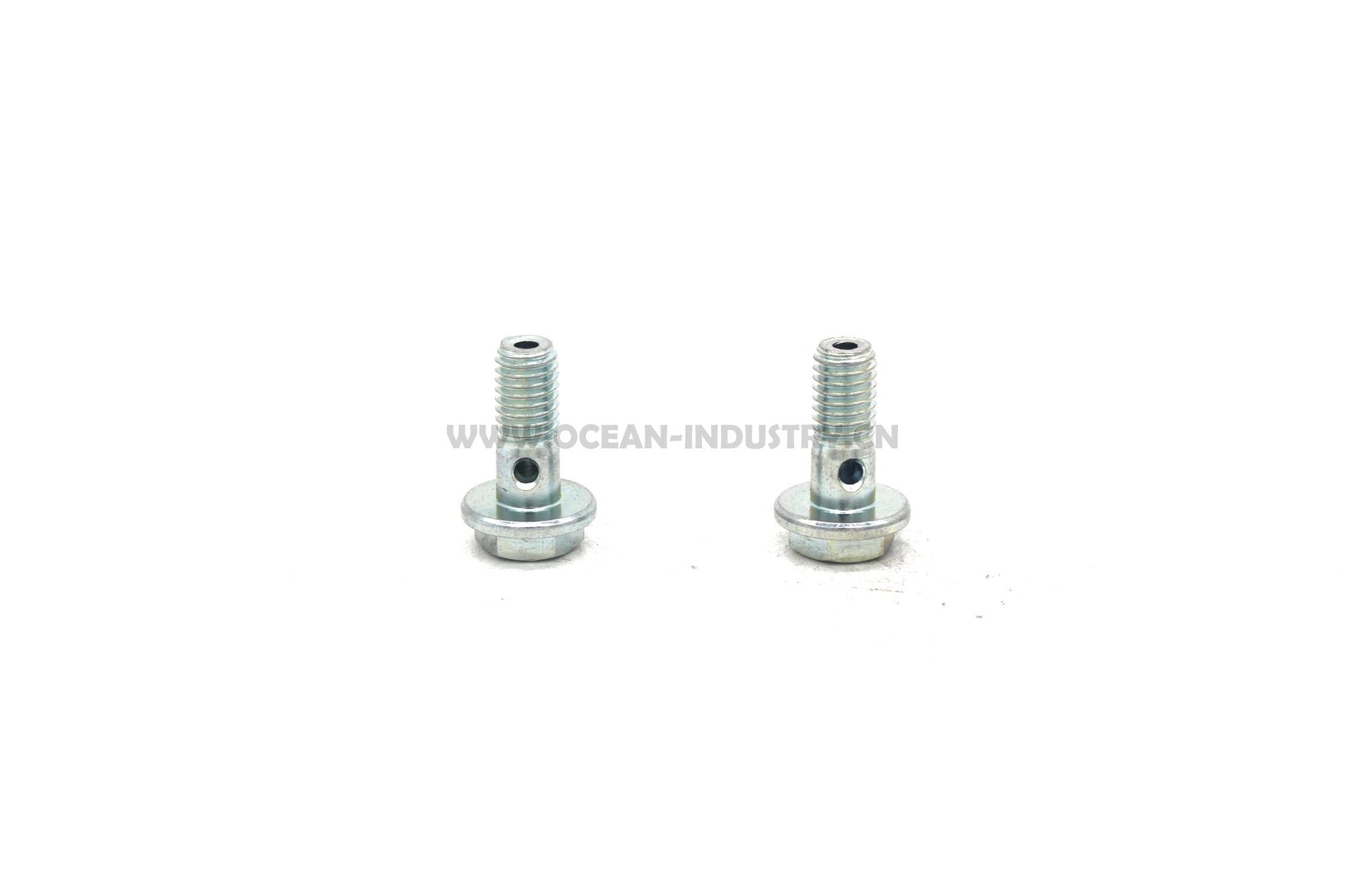 J05E/J08E Fuel pipe bolts-long
