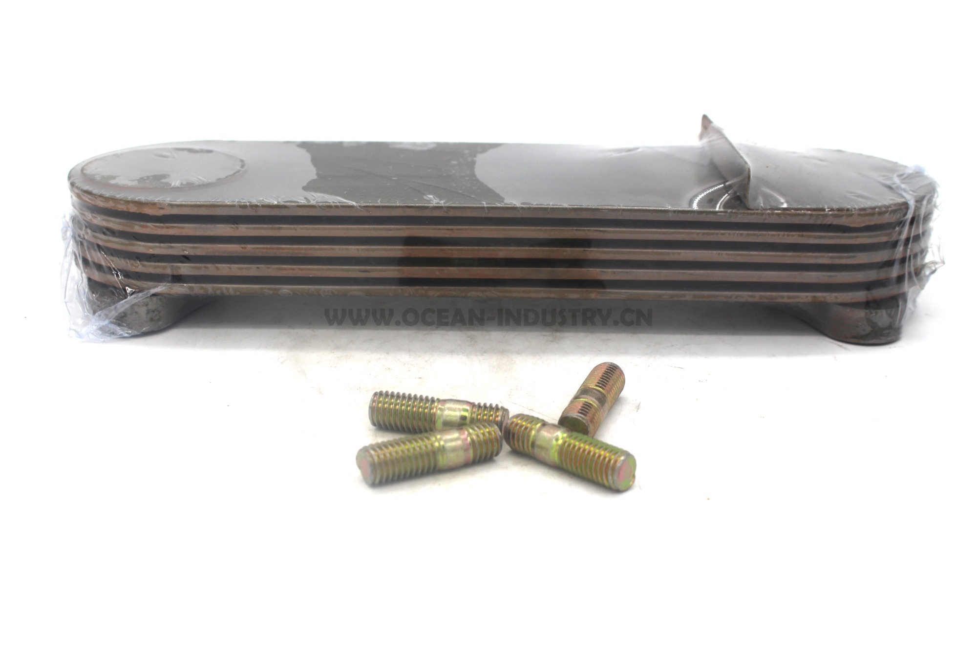 J05E Oil cooler