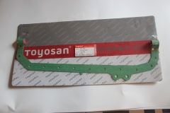 J05E oil pan gasket
