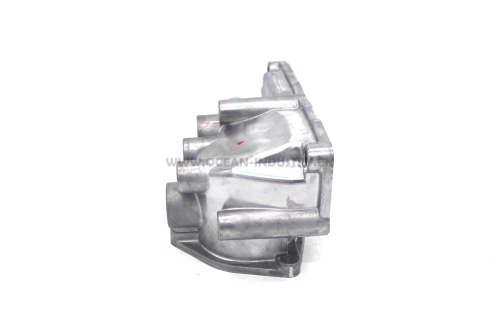 65.06404-5032 Thermostat housing for DB58