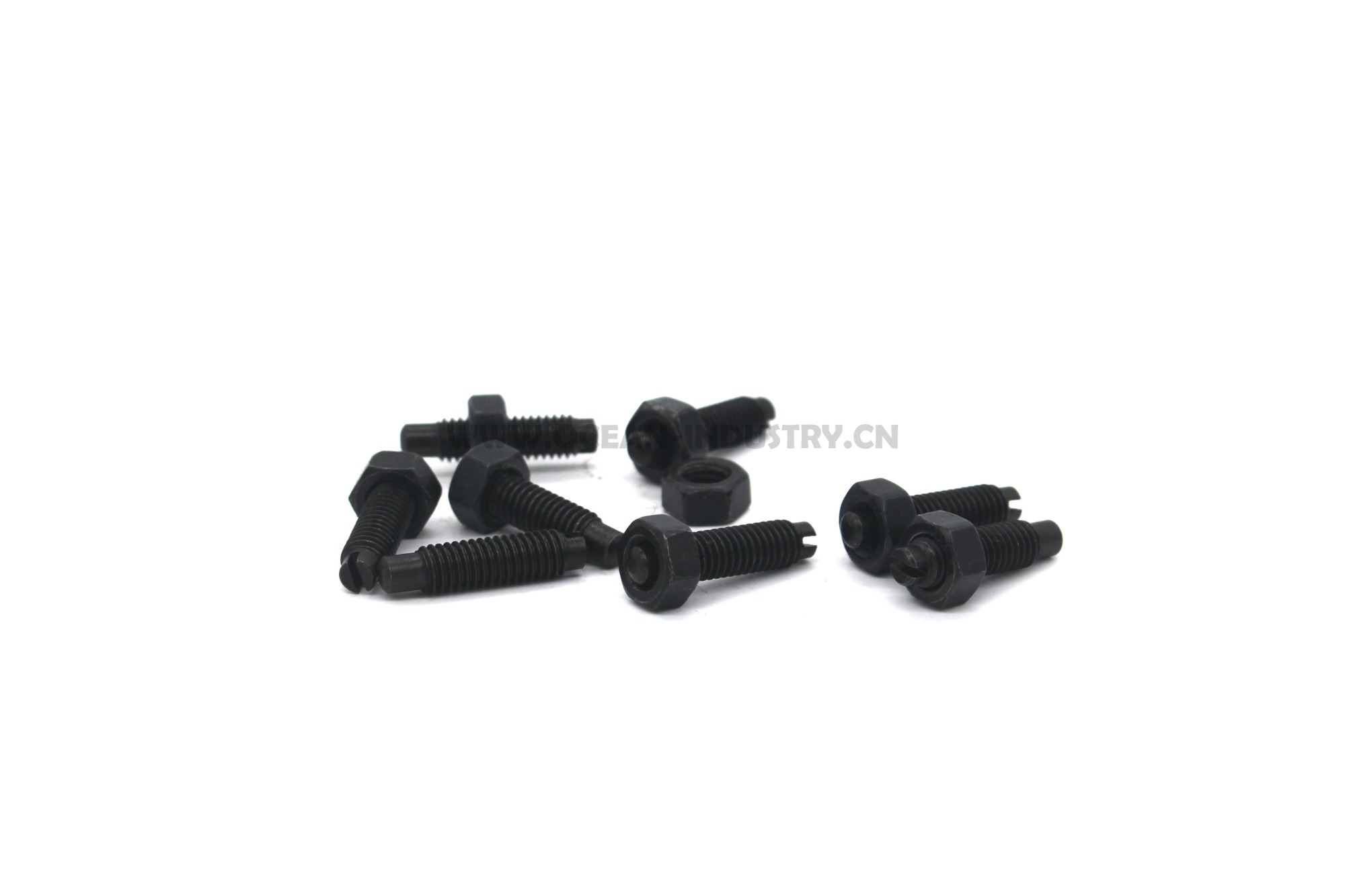 4LE2 Valve adjusting bolts