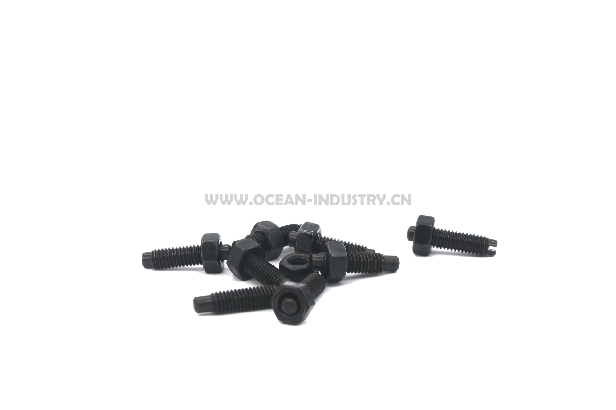 4LE2 Valve adjusting bolts