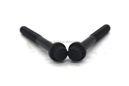 6BD1 6BG1 Cylinder head bolt