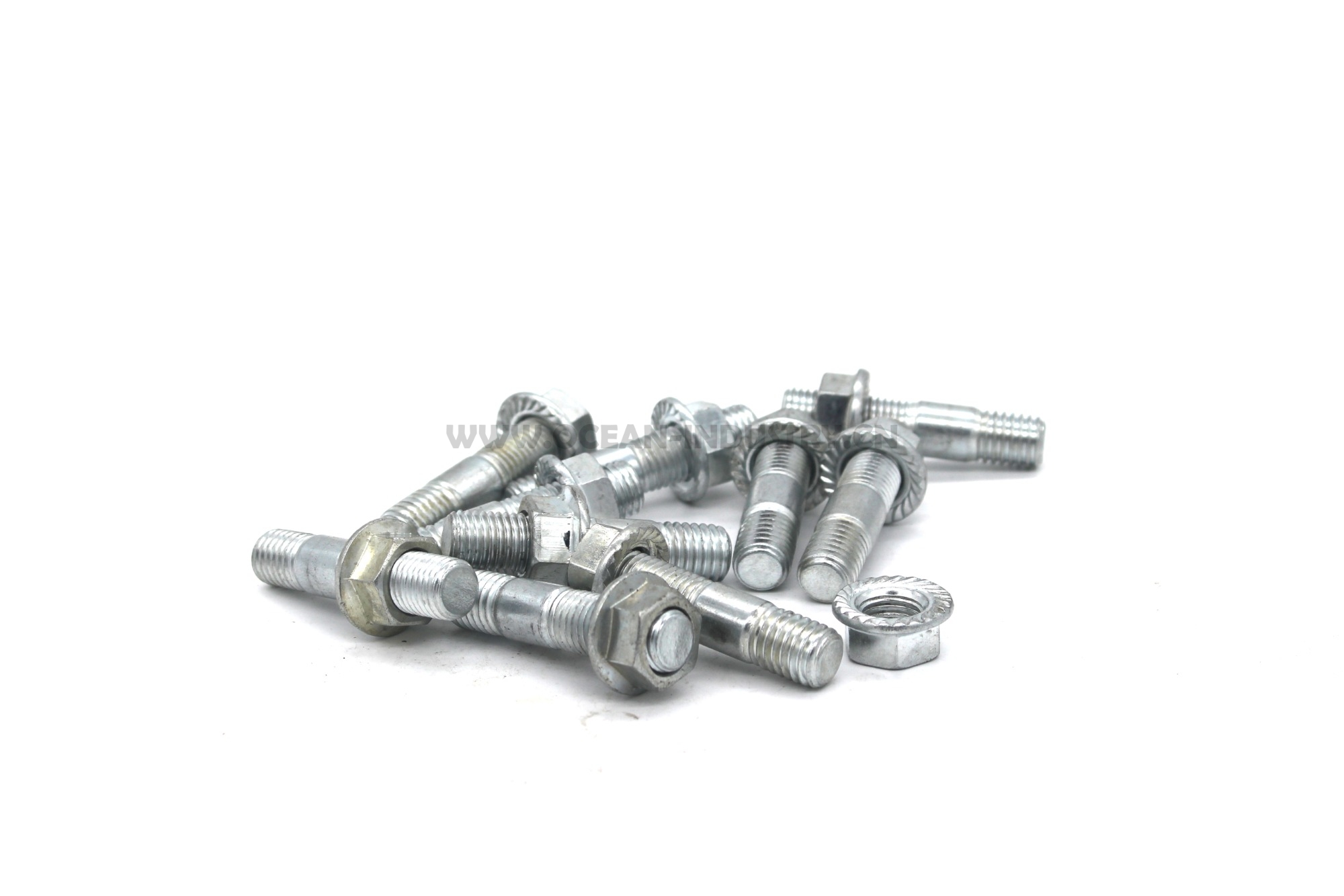 6D34 Exhaust branch bolt
