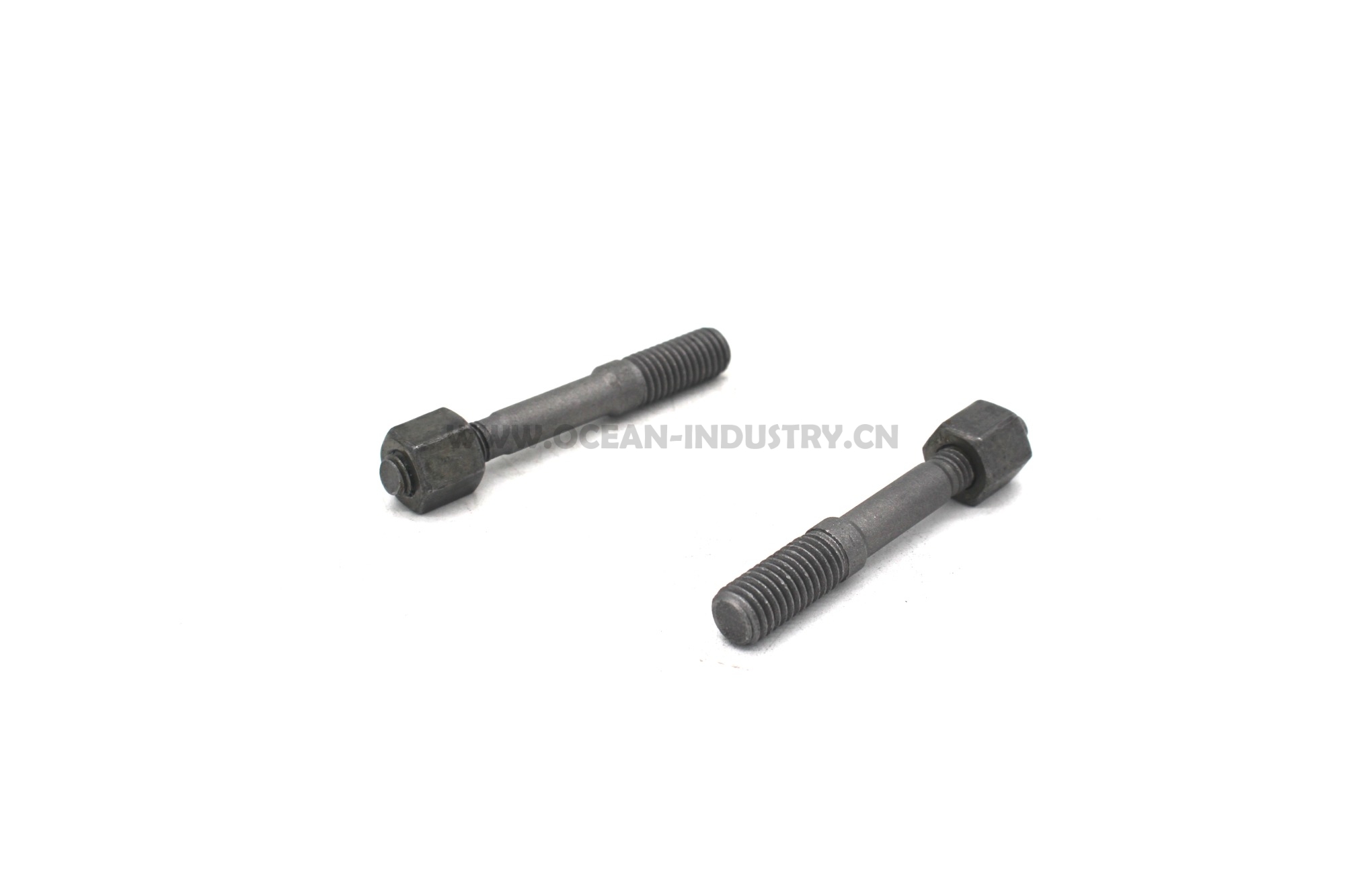 D7D Exhaust branch bolt