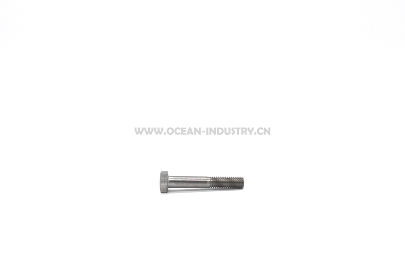 6D14 6D15 6D16 Valve cover bolt