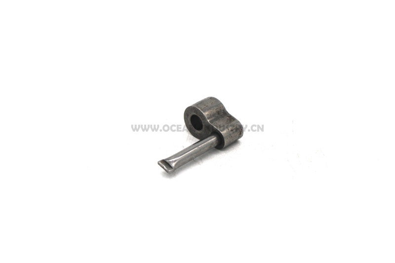 4M40 Chain oil nozzle