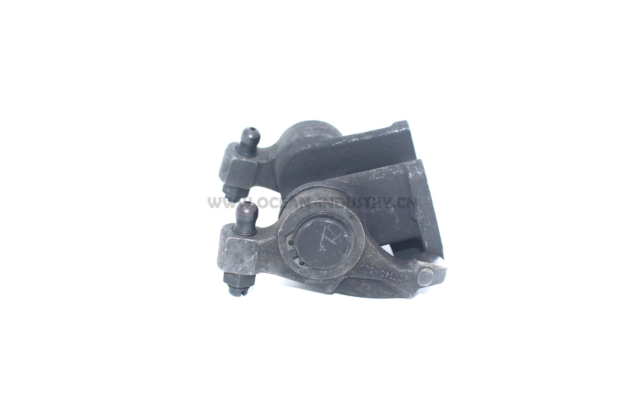 D7D Rocker lever assembly