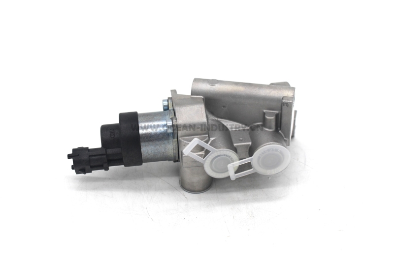 D6E Fuel sensor