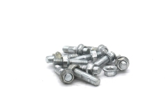 6D34 Exhaust branch bolt