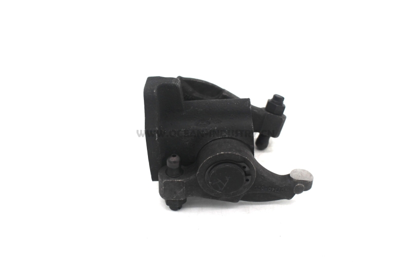 D7D Rocker lever assembly
