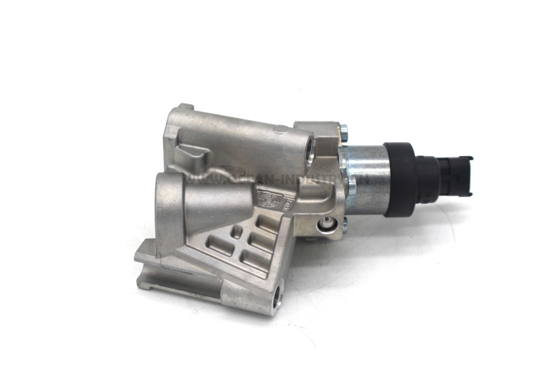D6E Fuel sensor