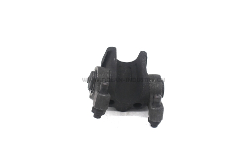 D7D Rocker lever assembly