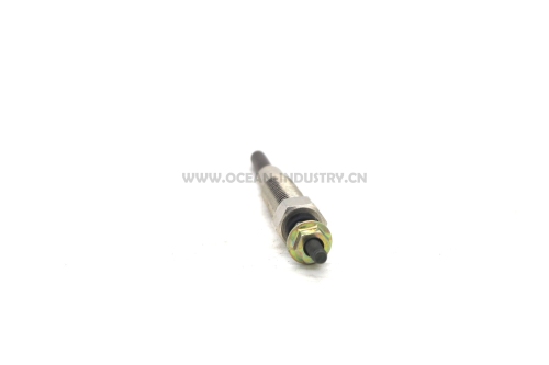 4M40 Glow plug